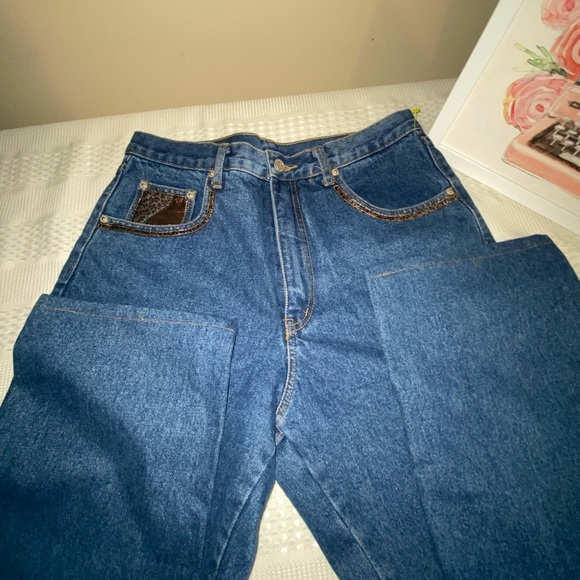 Cache vintage jeans with leather details around  pockets Size 12 excellent cond - Picture 1 of 6